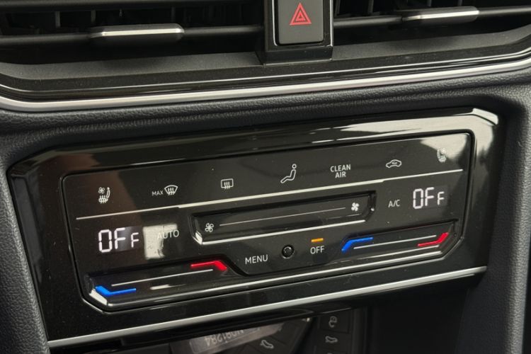 Used Volkswagen Tharu 2023 330TSI Four-Wheel Drive Moon Luxury Edition Interior 10