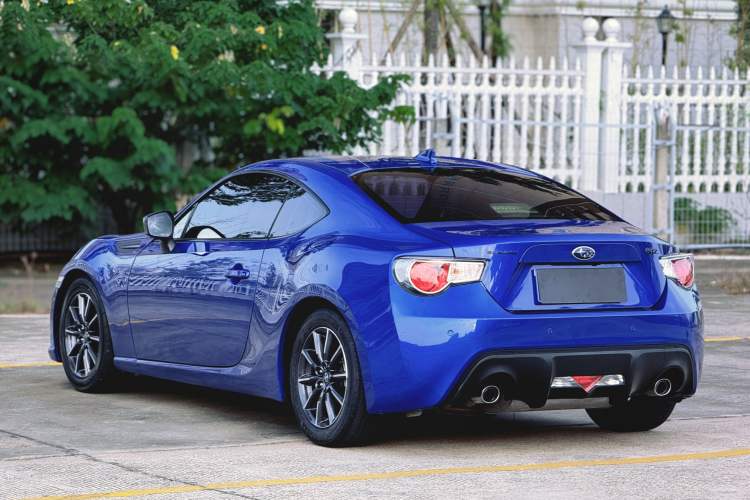 Used Subaru BRZ 2015 2.0i Manual Model