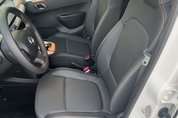 Used Dongfeng NAMMI BOX 2022 Chasing Wind Edition 331 km Standard Model
