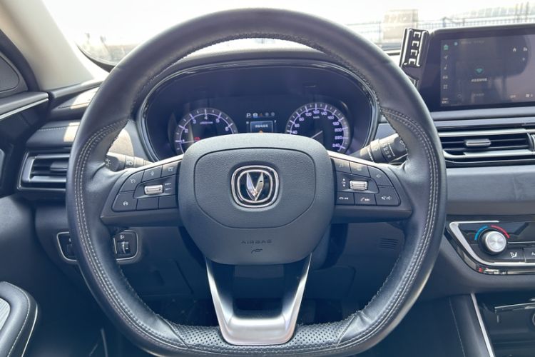 Used CHANGAN Ruicheng CC 2022 Blue Whale Edition 1.5T DCT Elite Model
