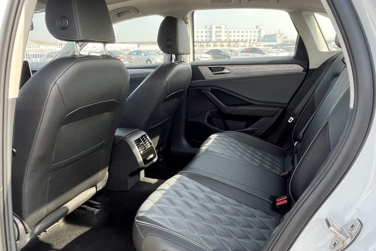 Used Volkswagen Sagitar 2023 300TSI DSG Excellence Edition
