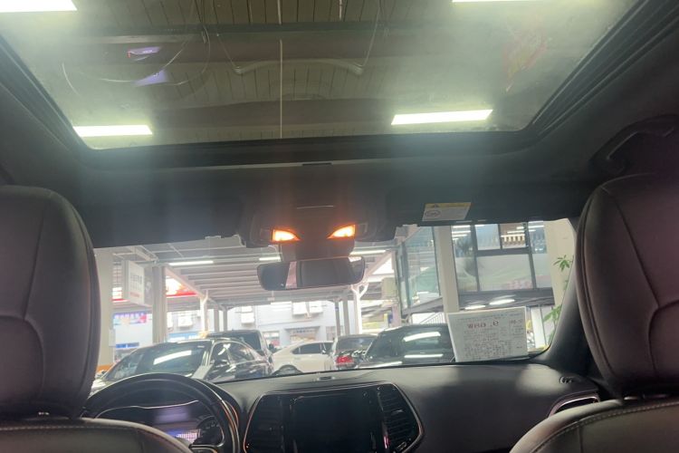 Used Jeep Cherokee 2021 2.0T Four-Wheel Drive 80th Anniversary Edition
