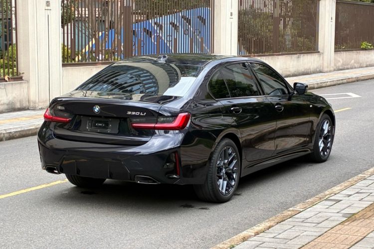 Used BMW 3 Series 2025 330Li M Sport Shadowline Package
