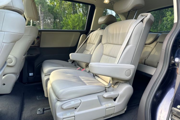 Used Honda Odyssey 2015 2.4L Smart Edition
