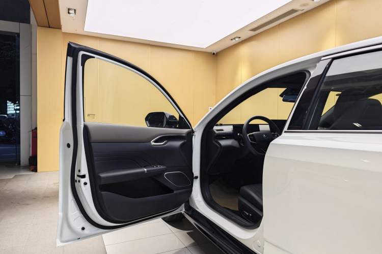 Used CHANGAN Eado 2026 Model, Fourth Generation, 1.5T 500Bar Smart Enjoyment Edition Exterior 5