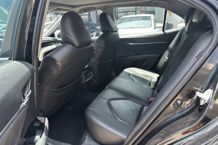 Used Toyota Camry 2021 2.5G Luxury Edition