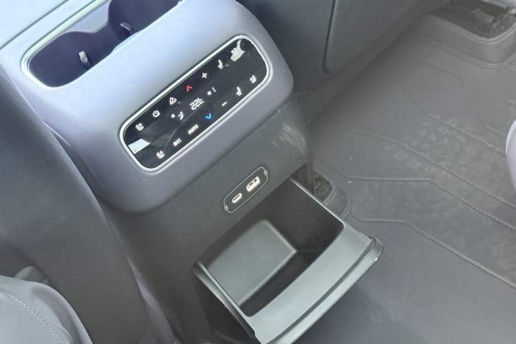 Used Leapmotor C16 2026 Extended-Range 280 LiDAR Version 6 Seats