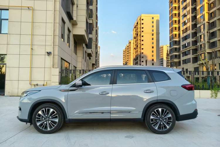 Used Chery Tiggo 8 PRO 2022 390T Two-Wheel Drive Vast Edition 5 Seats