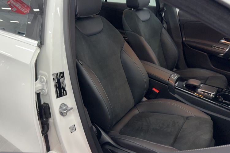 Used Mercedes-Benz A-Class 2022 Second Facelift A 200 L Sport Sedan Fashion Version