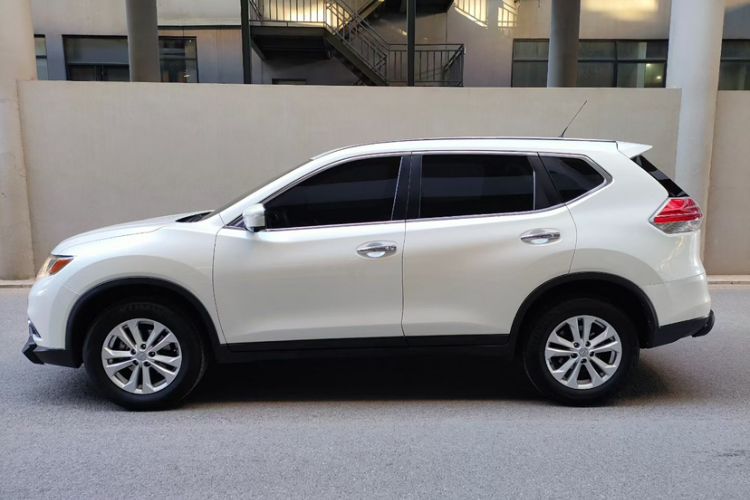 Used Nissan X-Trail 2015 2.0L CVT Comfort MAX Edition 2WD