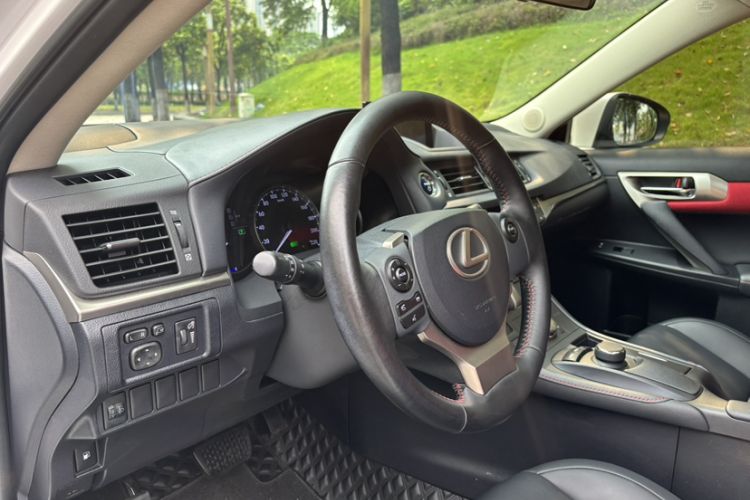 Used Lexus CT 2017 CT200h Comfort Edition Monochrome China V Standard