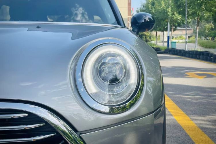 Used MINI Clubman 2016 Revised Version 1.5T COOPER Connoisseur Edition