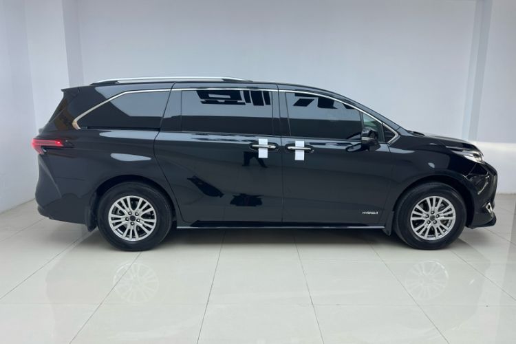 Used Toyota SIENNA 2021 2.5L Hybrid Premium Edition Exterior 6