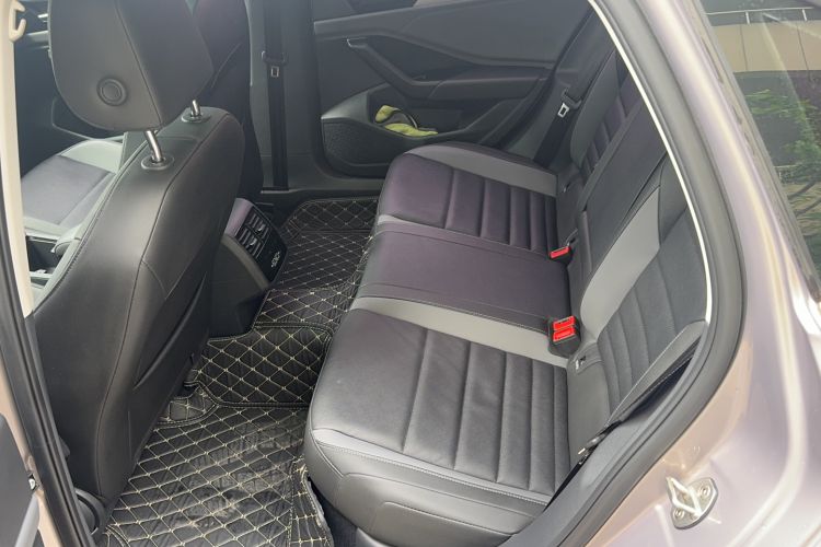 Used Volkswagen Sagitar 2020 280TSI DSG Comfort Version China VI Standard Left Rear Seat