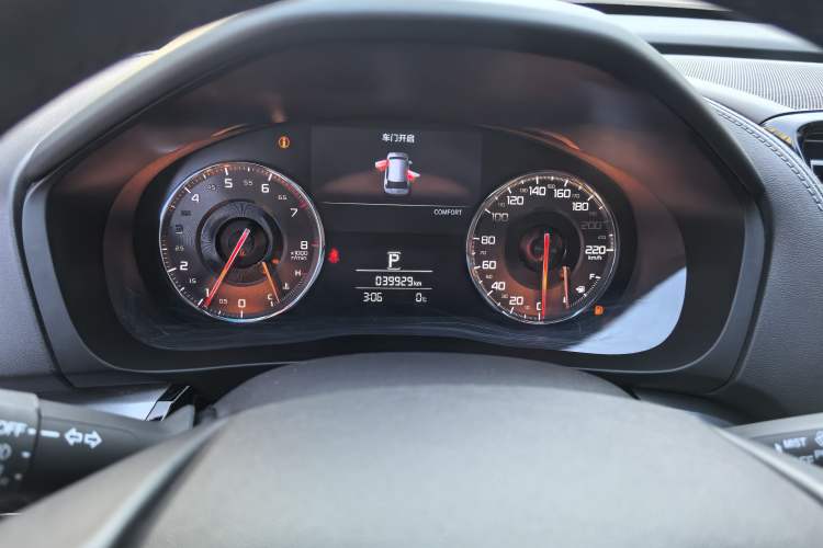 Used Acura CDX 2019 1.5T Two-Wheel Drive Deluxe Edition