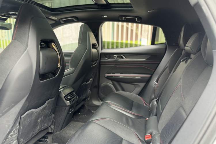 Used Lynk & Co 05 2020 2.0TD Four-Wheel Drive HypeHalo
