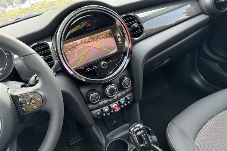 Used MINI MINI 2023 1.5T ONE