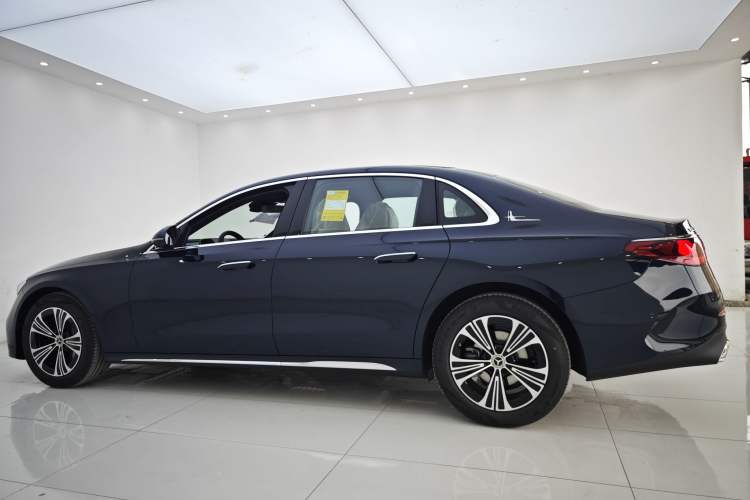 Used Mercedes-Benz E-Class 2025 E 260 L Sport Edition Exterior 10