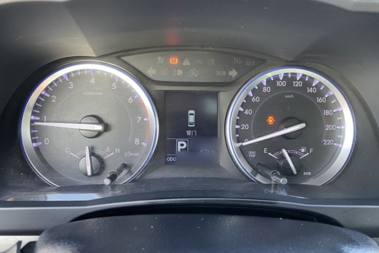 Used Toyota Highlander 2017 2.0T Two-Wheel Drive Luxury Edition 7 Seats
