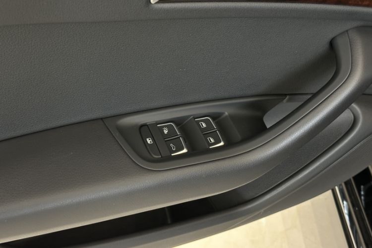 Used Audi A6L 2017 30 FSI Comfort Model Interior 7