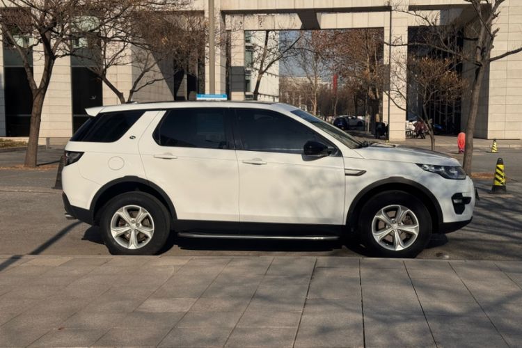 Used Land Rover Discovery Sport 2016 2.0T S Exterior 3