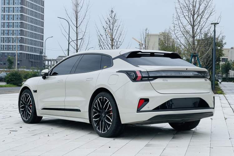 Used Zeekr 001 2025 YOU Edition 100 kWh All-Wheel Drive
