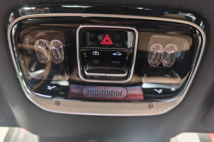 Used Geely Galaxy A7 2025 Model EM-i 150km Exploration+ Edition Interior 8