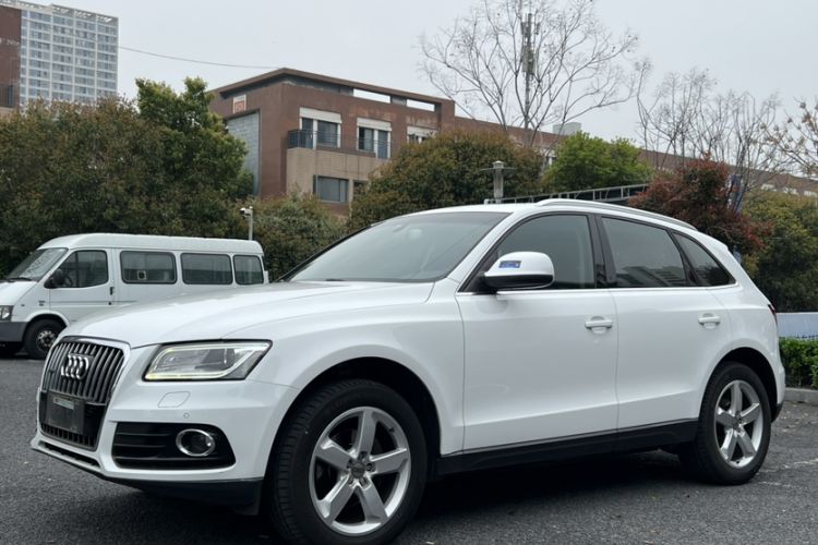 Used Audi Q5 2015 40 TFSI Comfort Model