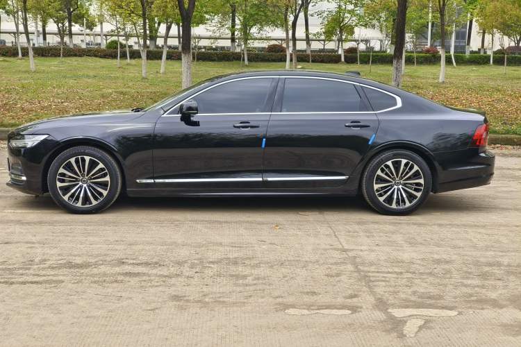 Used Volvo S90 2024 B5 Zhiyi Luxury Edition