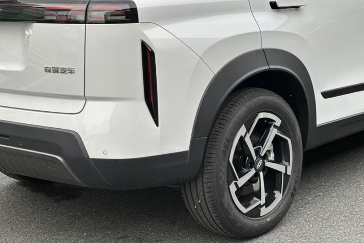 Used Chery Tiggo 7 2025 High-Performance Version 1.6T Front-Wheel-Drive Edition
