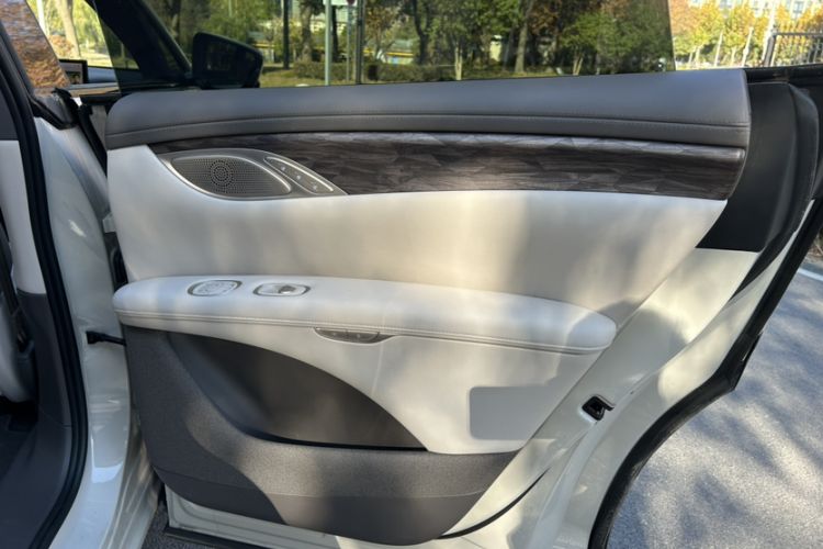 Used IM LS7 2025 New Edition Ultra