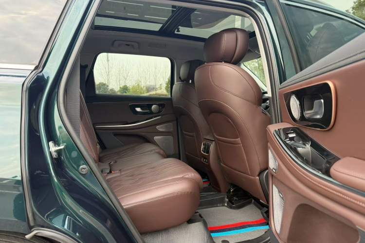 Used EXEED Lanyue 2023 400T Four-Wheel Drive Star Prestige 7-Seater