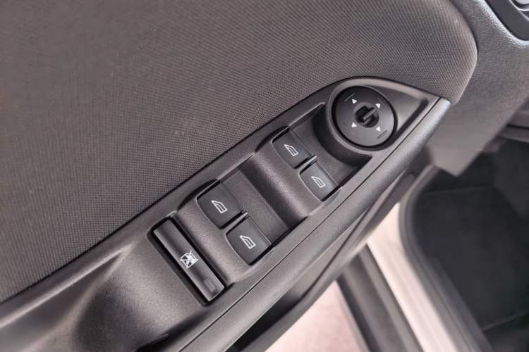 Used Ford Focus 2018 Hatchback Classic 1.6L Automatic Comfort Plus SmartDrive Edition