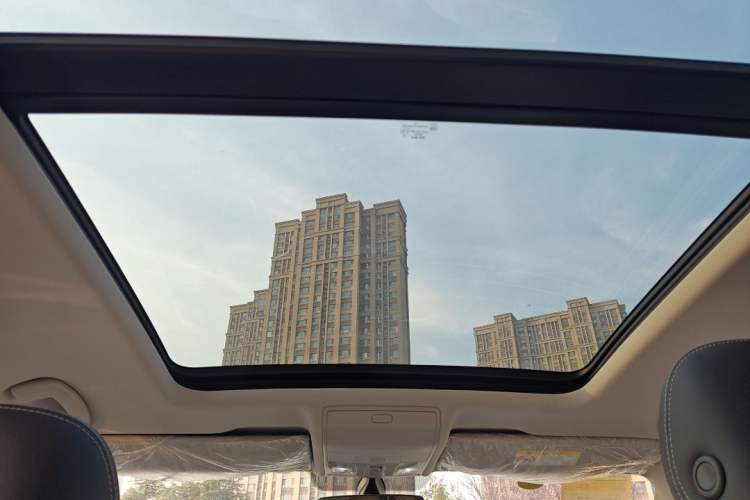 Used Volkswagen Tiguan L New Energy 2023 430 PHEV Plug-in Hybrid Prestige Edition Interior 8