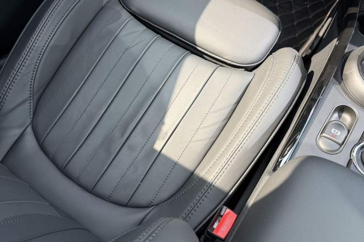 Used MINI Clubman 2023 Refresh 1.5T COOPER Connoisseur