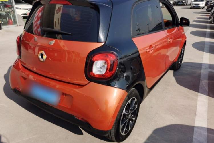Used smart forfour 2016 1.0L 52 kW Passion Edition