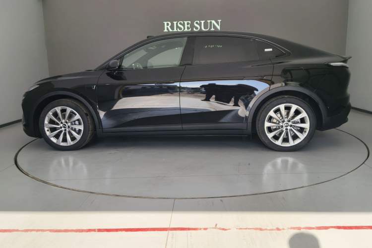 Used ONVO L60 2025 Model—60 kWh Rear-Wheel-Drive Version
