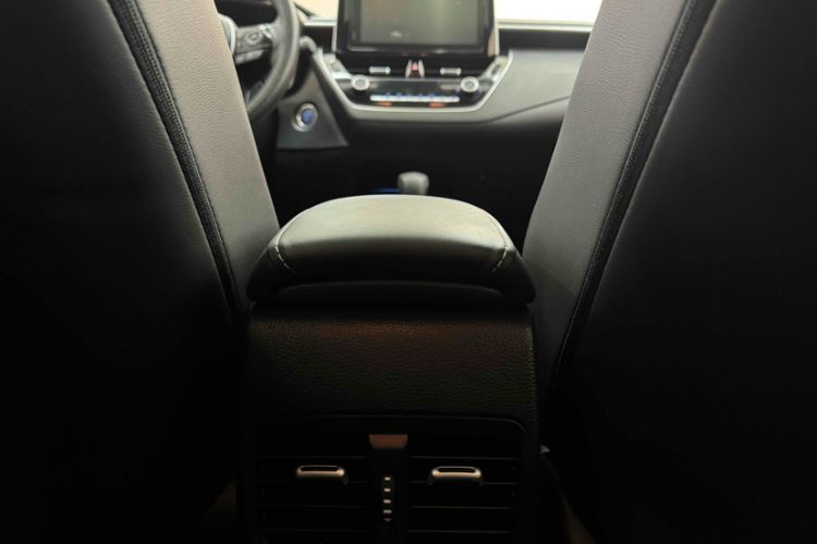 Used Toyota Levin 2021 Dual-Engine 1.8H E-CVT Luxury Edition
