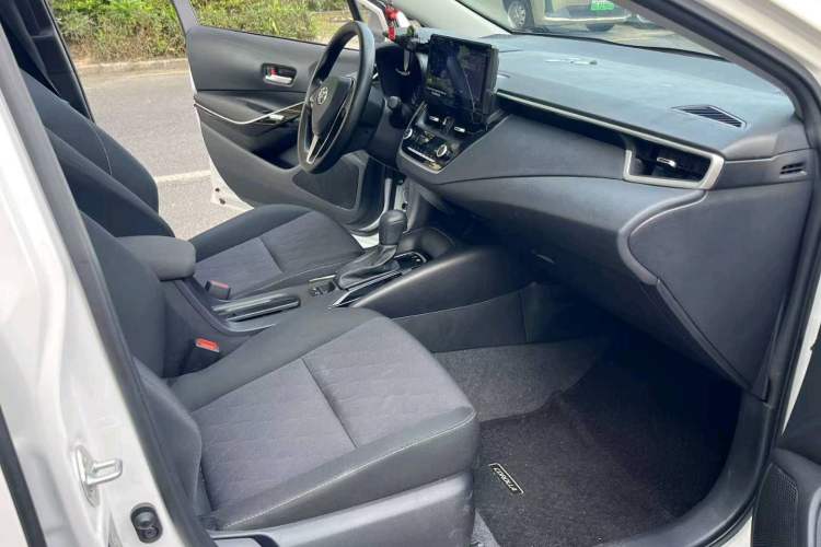 Used Toyota Corolla 2023 1.8L Smart Electric Hybrid Dual-Motor Elite Edition
