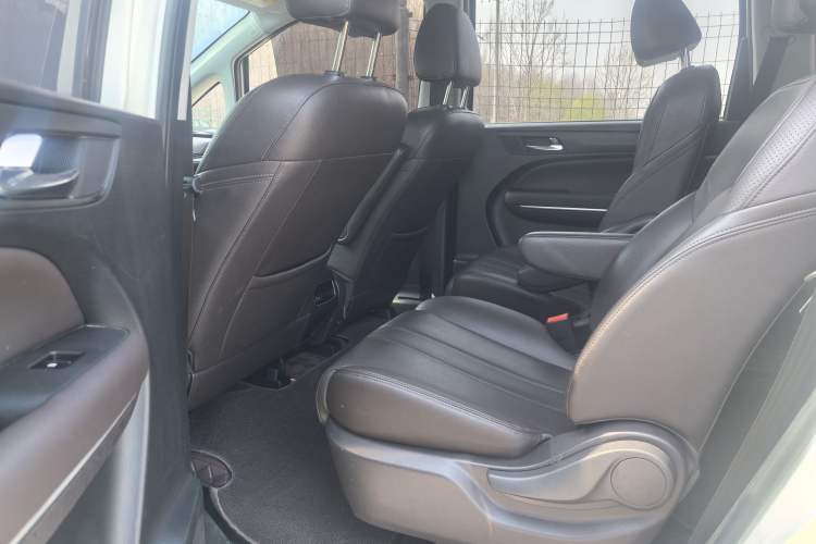 Used GAC Trumpchi M6 2019 270T Automatic Luxury Edition (7-seater) China V Standard Interior 3