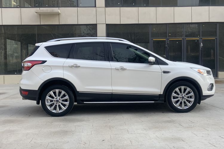 Used Ford Kuga 2018 Facelifted EcoBoost 245 Four-Wheel Drive Prestige Trim
