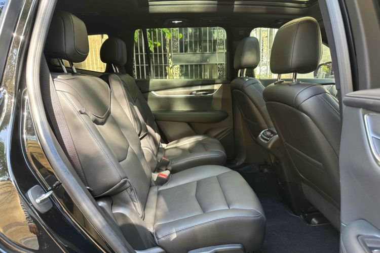 Used Cadillac XT6 2022 2.0T Six-Seater Four-Wheel-Drive Luxury Version