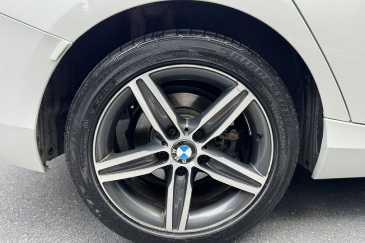 Used BMW 1 Series 2018 118i Sport Design Package Exterior 3