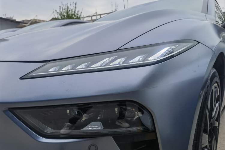 Used Dongfeng eπ eπ007 2024 Pure Electric 540 All-Wheel Drive Max Edition Left Front Headlight