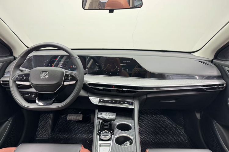 Used Changan Eado 2023 Changan Edition PLUS Blue Whale NE 1.4T GDI DCT Prestige Version