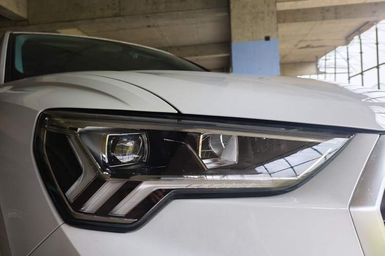 Used Audi Q3 2022 35 TFSI Progressive Dynamic Edition Exterior 3