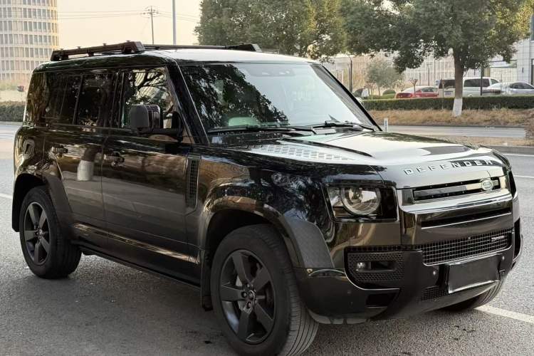 Used Land Rover Defender 2023 110 3.0T P400 Dark Edition
