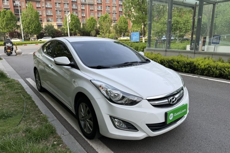 Used Hyundai Elantra (5th Generation / Langdong) 2015 1.6L Automatic Fashion Model
