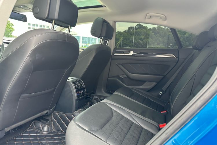 Used Volkswagen FAW-Volkswagen CC 2021 380TSI Striking Edition Interior 4