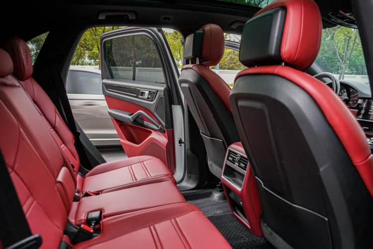 Used Porsche Cayenne E-Hybrid 2021 Cayenne E-Hybrid 2.0T